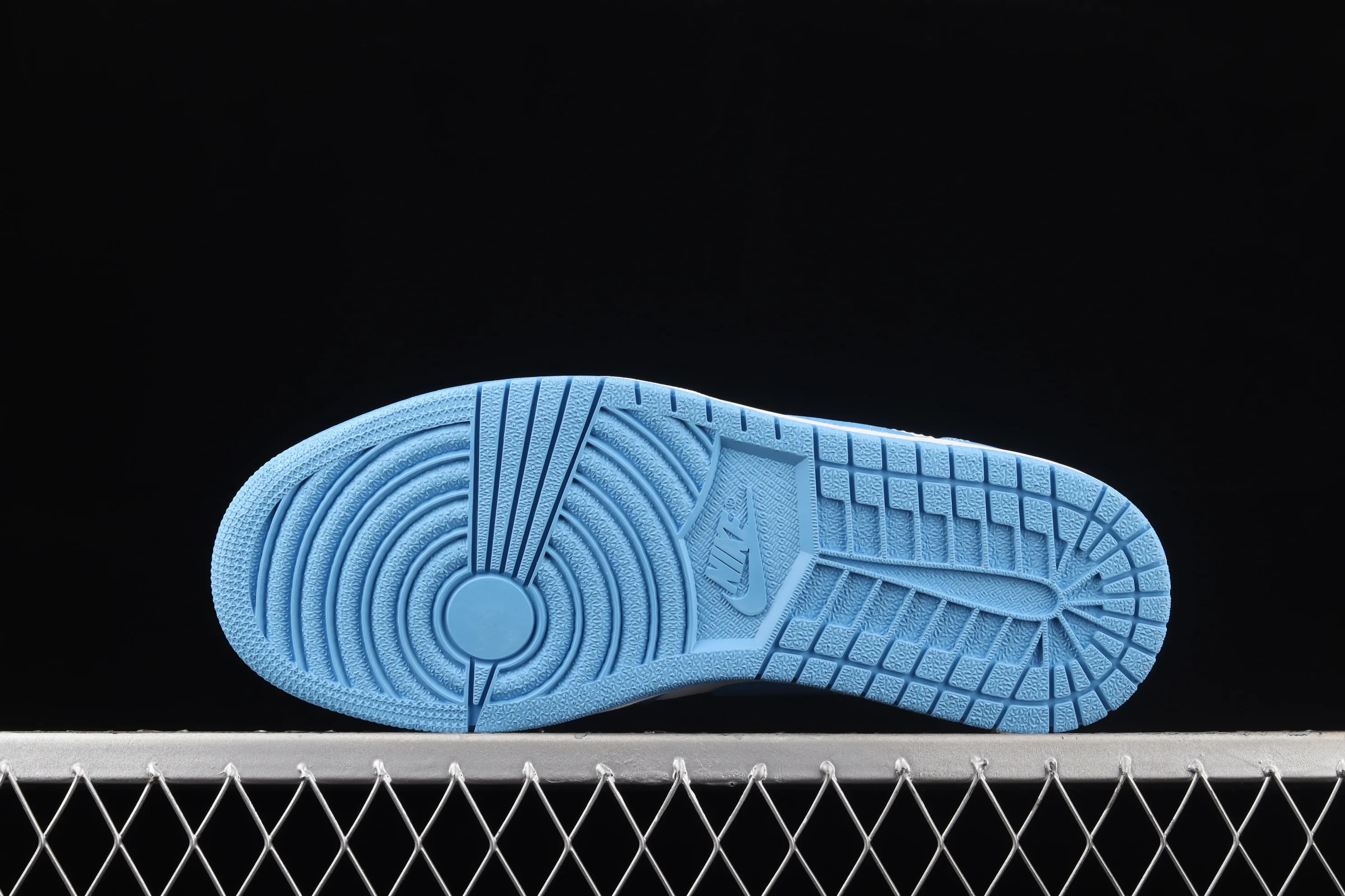 All categories Air Jordan Jordan series basketball shoes Air Jordan 1 Low G version pure original Air Jordan 1 Low AJ1 Joe 1 North Carolina blue low-top cultural and leisure sports sneakers AO9944-441